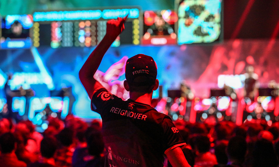 LLL战队爆冷击败RGE战队，巴西外卡战队保留晋级希望-米兰电竞